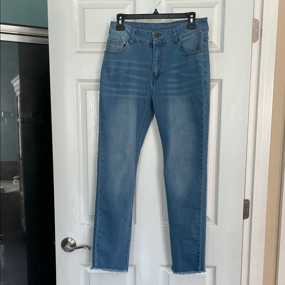 StylMe Double Button Bootcut Jeans Petite M 8–10 Medium Wash Frayed Hem
